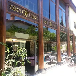 3* Hotell Perla